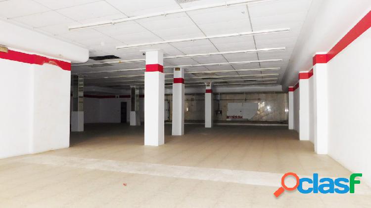 Local en venta de 577 m2