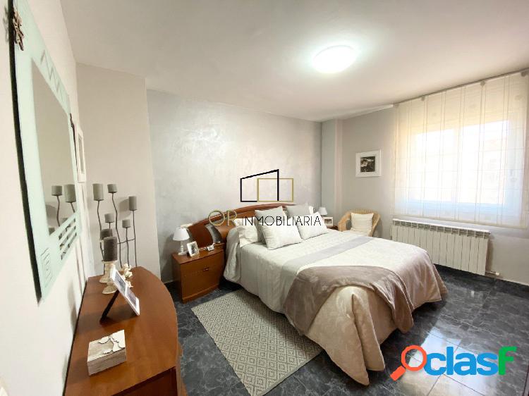 Piso luminoso, 4 hab, 2 baños, parking, trastero