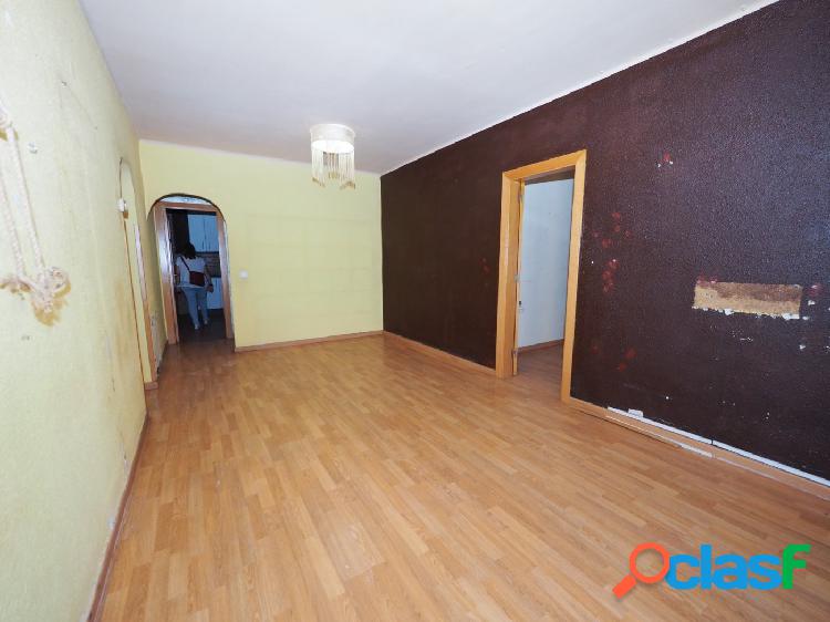 SE VENDE PISO DE 74M2 EN ABRERA, ZONA CENTRO