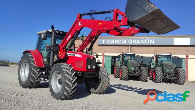 Tractor massey ferguson 5465 con pala