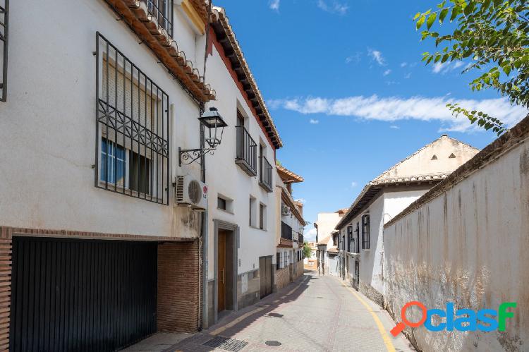 Atención inversores!!!! Edificio céntrico en la Zubia