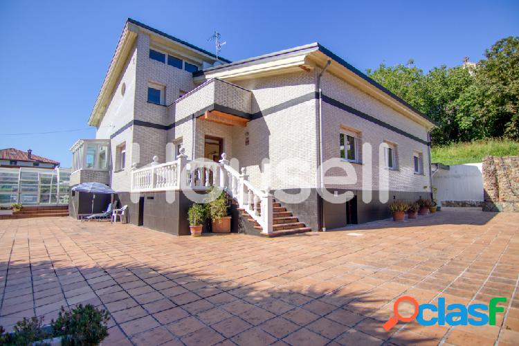 Casa en venta de 600 m² Barrio los Corrales, 39707