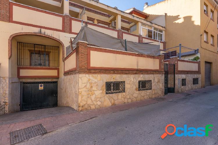 PISO AMPLIO PARA ESTRENAR DE 2 DORM. 2 BAÑOS Y PLAZA DE
