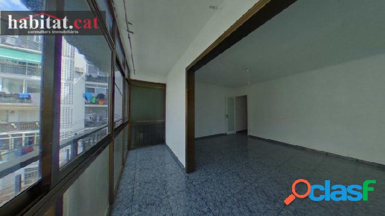 ¡¡PISO EN VILANOVA Y LA GELTRÚ - ZONA BARRI DE MAR!!