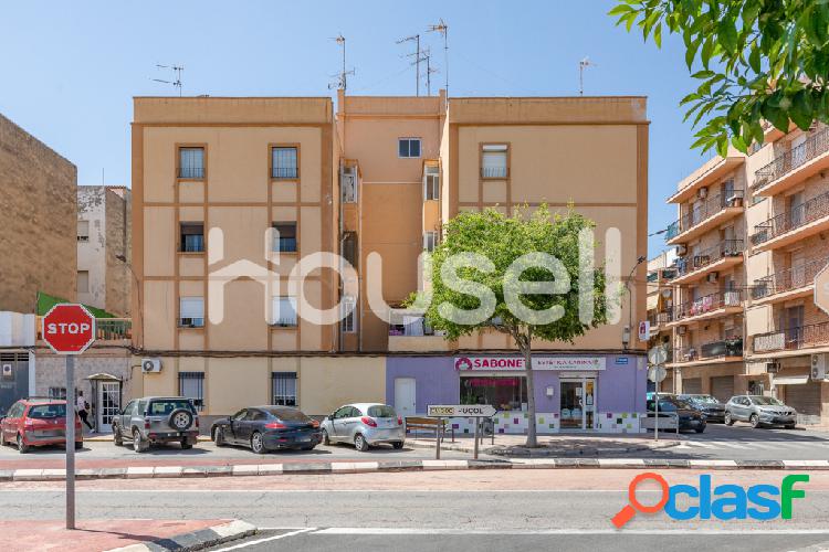 Piso en venta de 67 m² en Calle Senda Germana, 46136