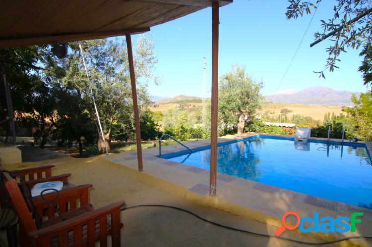 SE ALQUILA PRECIOSA FINCA CON PISCINA, 3HAB Y DOS BAÑOS