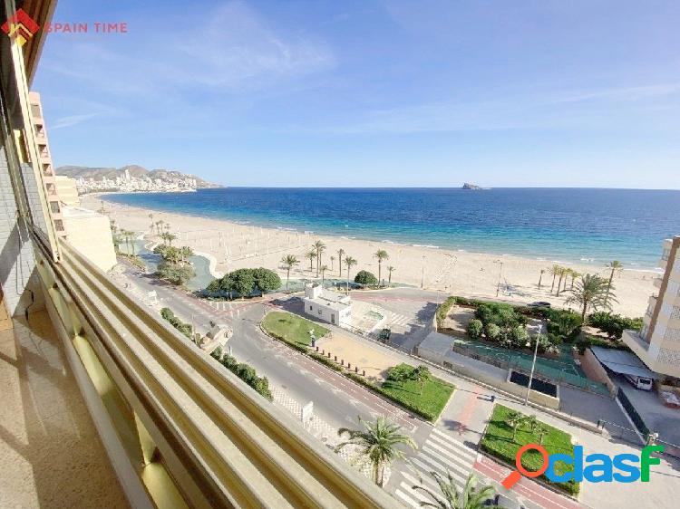 SE ALQUILA PRECIOSO APARTAMENTO EN PRIMERA LINEA PLAYA DE