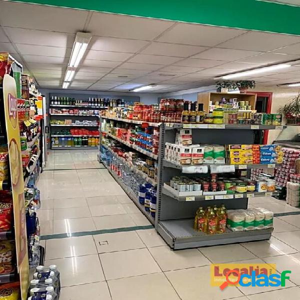 Supermercado en vía en céntrica de Santander
