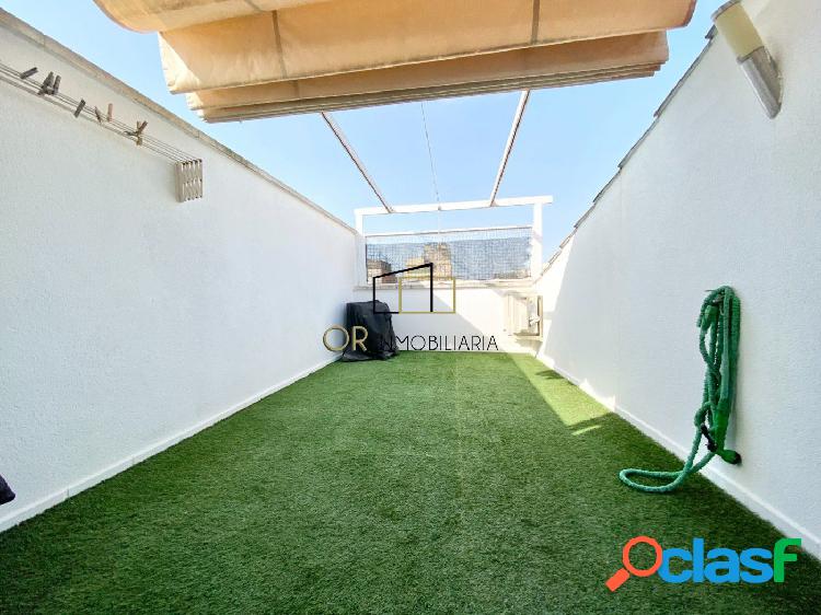 Ático dúplex, 3 hab, 2 baños, balcón, terraza, parking,