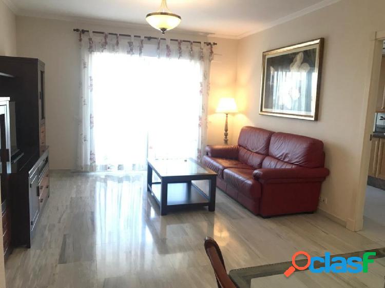 Apartamento de lujo en Residencial con piscina, vistas