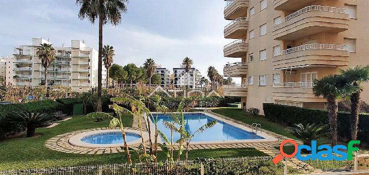 Apartamento en planta baja con jardín de 40 m2 situado en