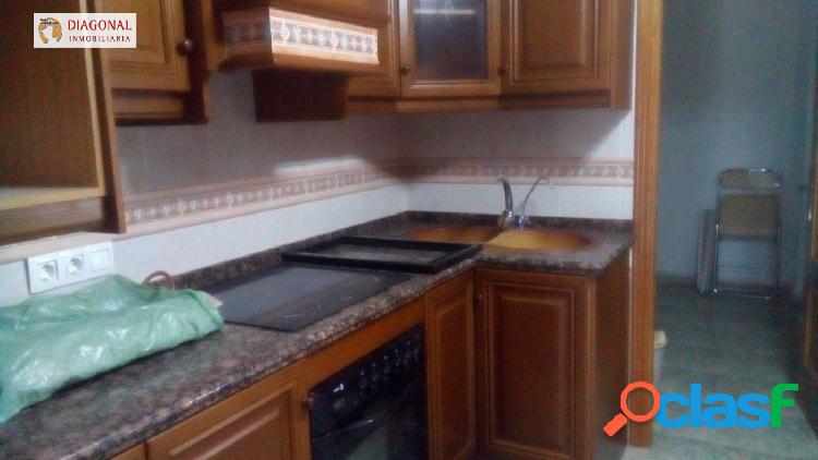 SE VENDE PISO