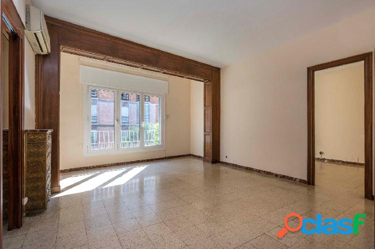 VIVIENDA AMPLIA Y SOLEADA EN SANT GERVASI