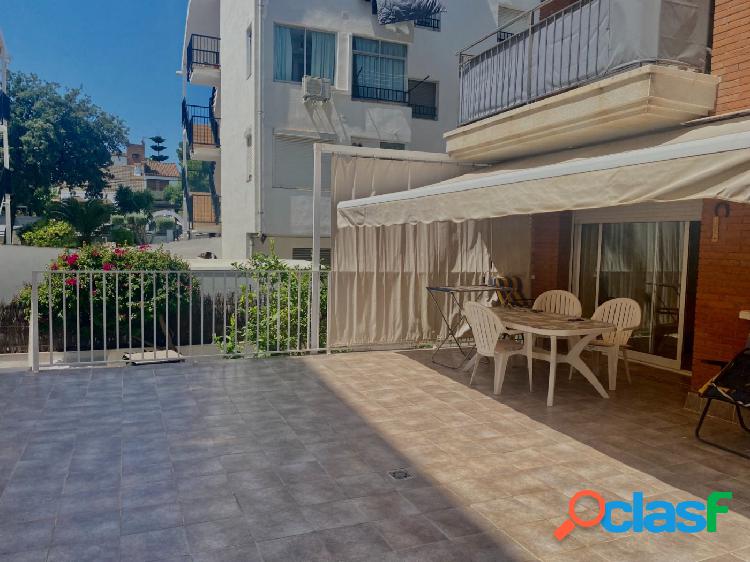 Venta de PLANTA BAJA CON FABULOSA TERRAZA Y JARDIN EN