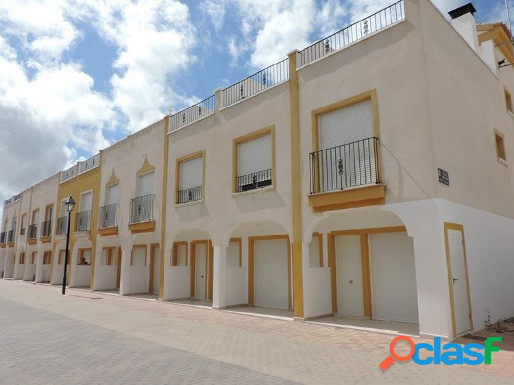 Adosados en Santa Rosalía rodeados de 3 campos de golf