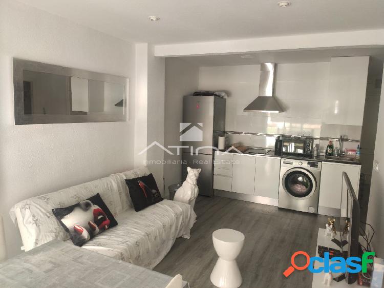 Apartamento completamente reformado situado en 2ª línea