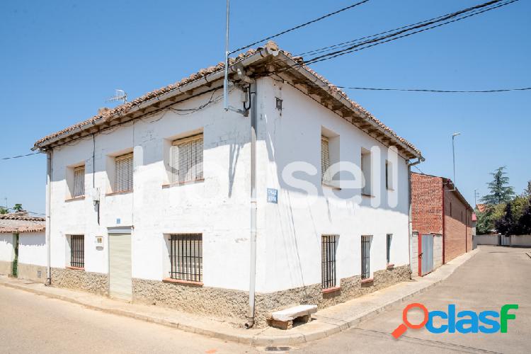 Casa en venta de 104m² en Calle Caño, 24174 Santa María