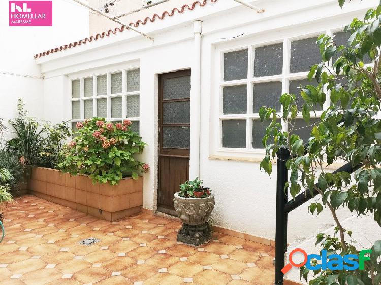 Casa en venta en Calella de una sola planta con terraza y