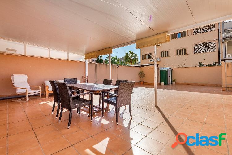 Planta baja con terraza, parking y trastero en venta en Coll