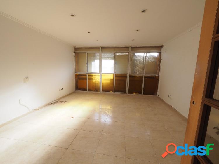 SE VENDE PISO DE 69M2 EN MANRESA, ZONA EL CONGOST-SANTA