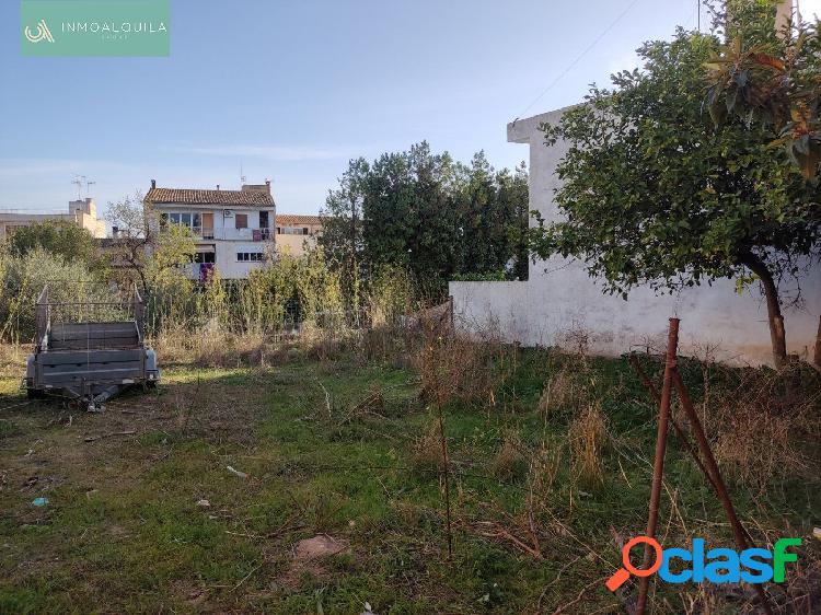 SOLAR URBANO EN EL PUEBLO DE LLOSETA