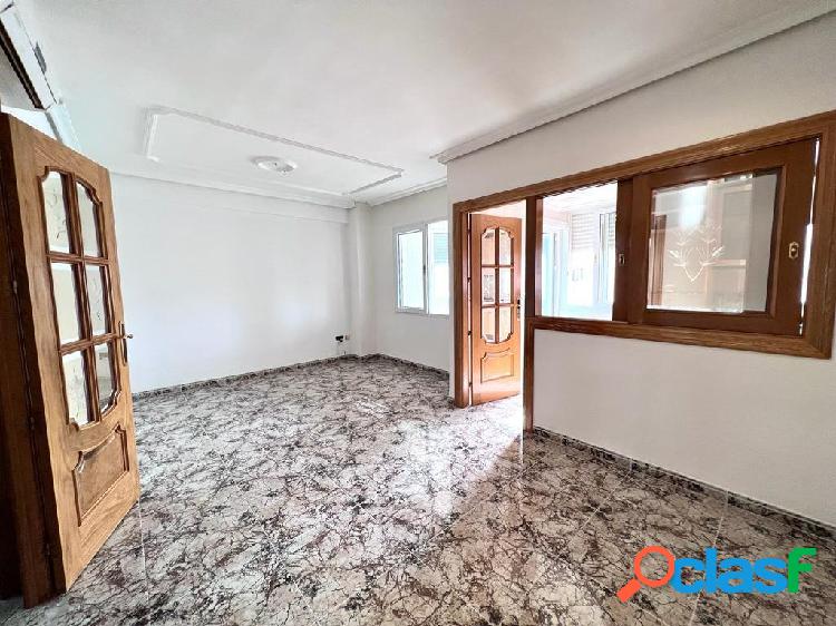 Se vende 6º piso junto a la Alameda en Cartagena