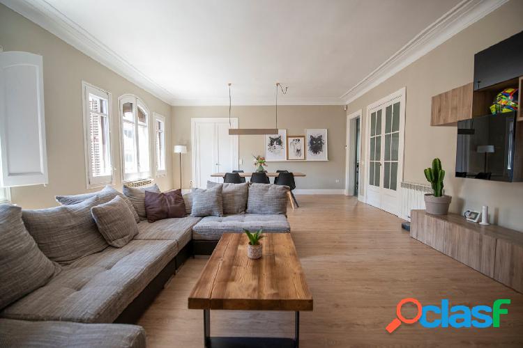 ¿Un piso modernista, de 200 m2 construidos en el centro de