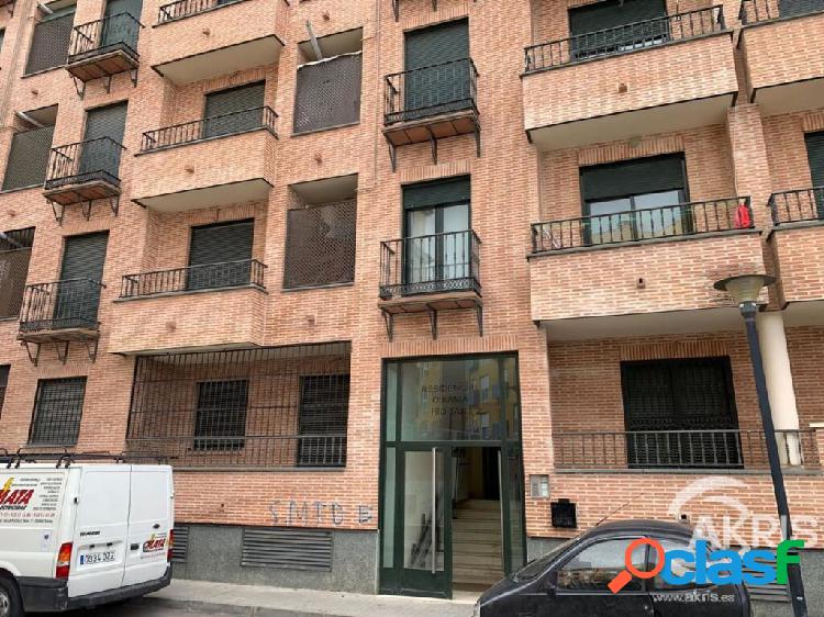 VIVIENDA CON 2 DORMITORIOS CON GARAJE Y TRASTERO EN OCAÑA