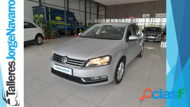 VOLKSWAGEN Passat diÃÂ©sel en Baza (Granada)