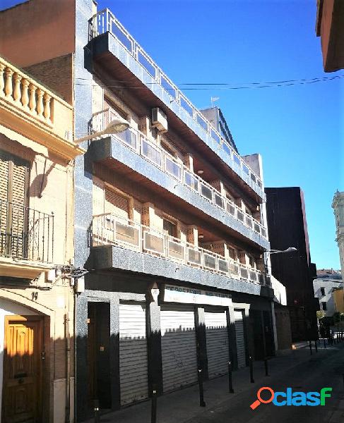 ATENCION INVERSORES !! ESPECTACULAR EDIFICIO EN PLENO CENTRO