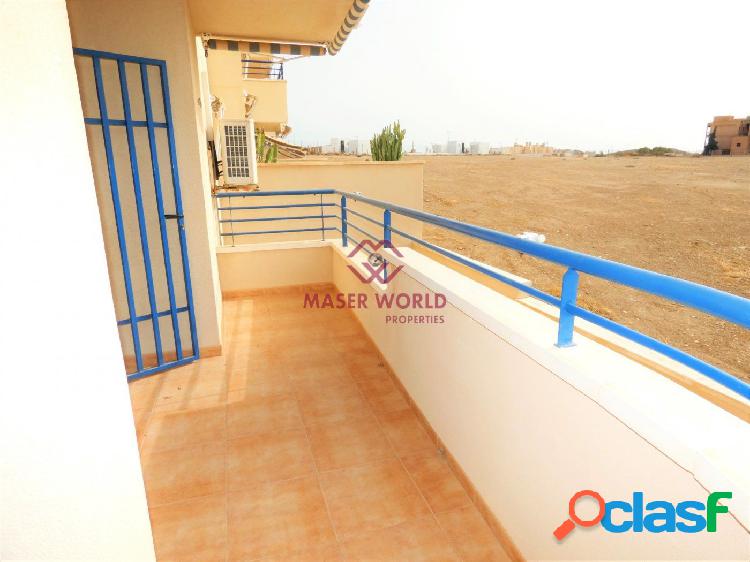 Apartamento en venta en Puerto de Mazarrón, andando playas