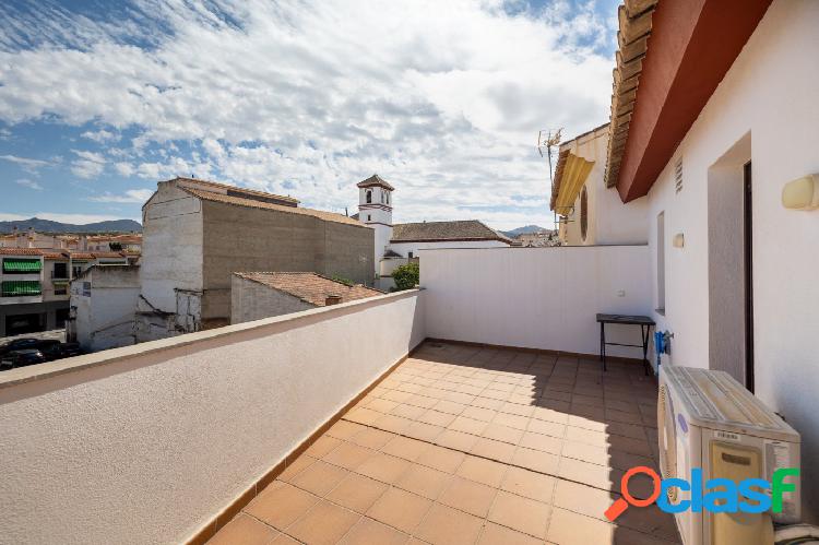 Atención inversores!!!! Edificio céntrico en la Zubia
