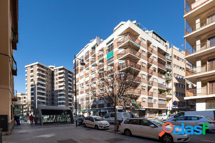 PISO EN VENTA EN GRANADA