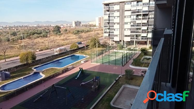Piso en la urbanización con piscina, zona Sensal