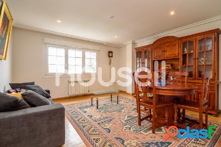 Piso en venta de 89 m² en Avenida de Galicia, 33155 Muros