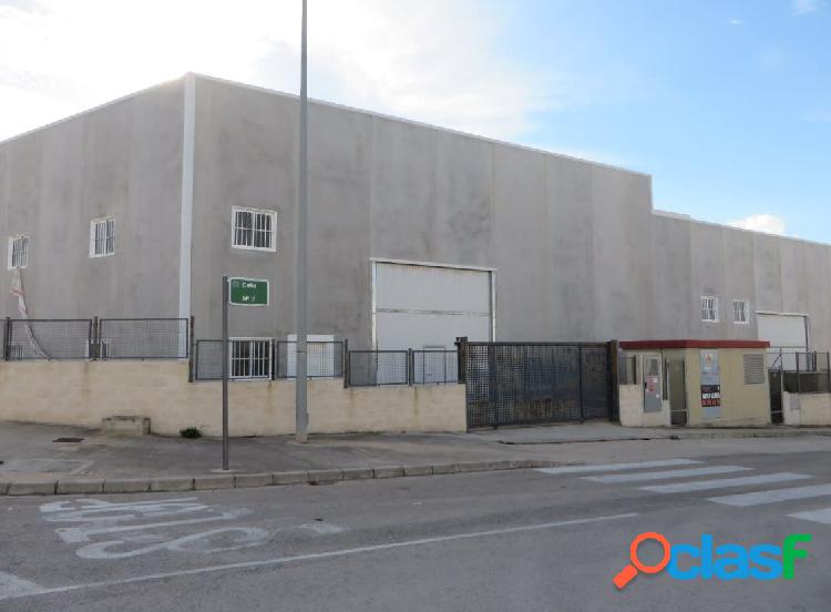 VENTA NAVE EN VILLAMARCHANTE