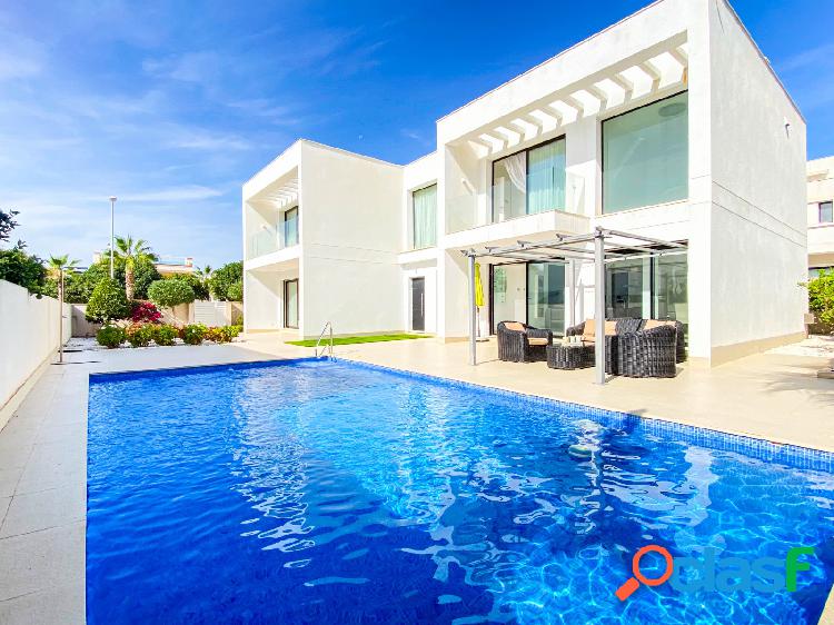 DescripciónLa villa se encuent