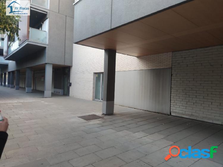 EN VENTA LOCAL EN VILADECANS