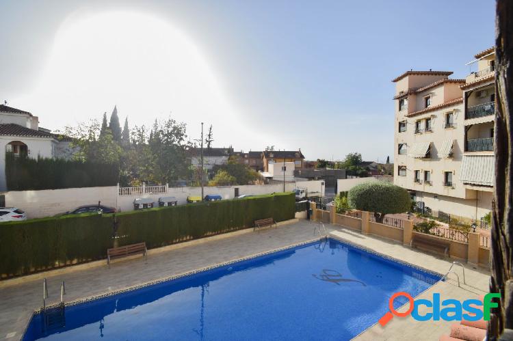 PISO EN RESIDENCIAL CON PISCINA COMUNITARIA EN OGIJARES