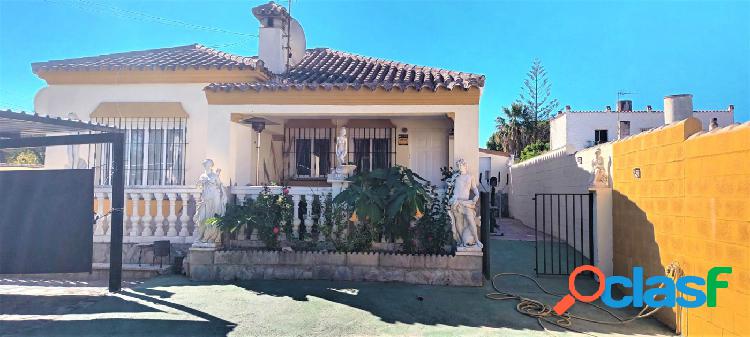 TRES CHALET EN PINAR DE LOS FRANCESES