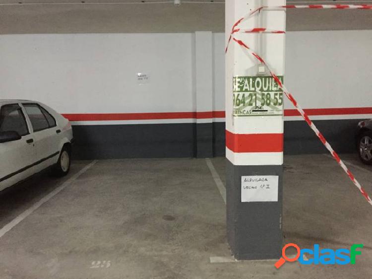 Varias Plazas de Aparcamiento en sótano primero