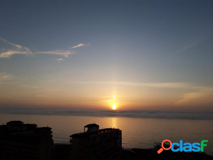 Vistas Frontales al Mar