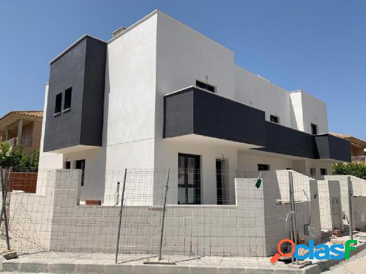 Aquí le presentamos este complejo de lujo de 3 villas