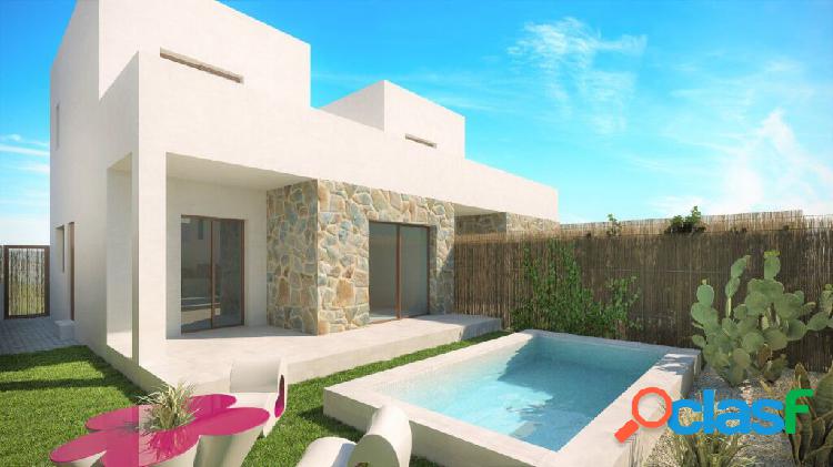 Casa-Chalet en Venta en Villamartin Alicante