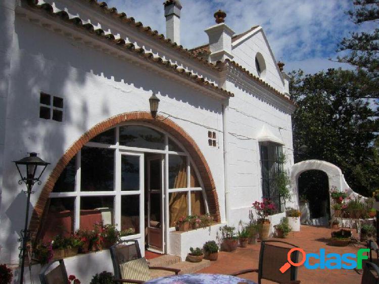 Casa Rústica en venta en Algeciras de 11000 m2