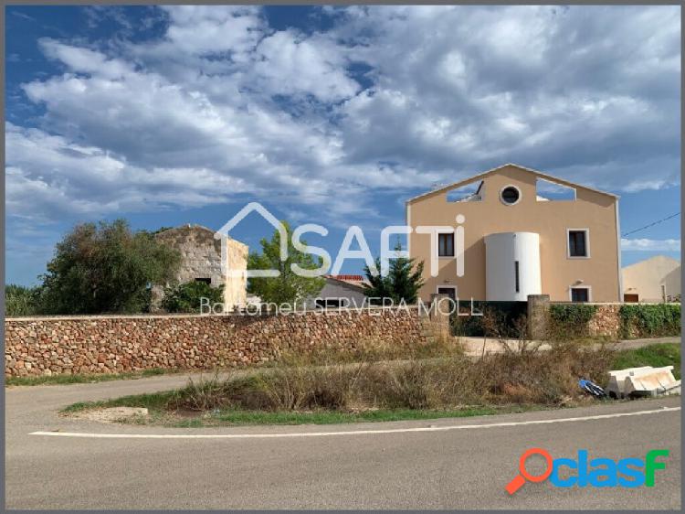 GRAN TERRENO DE 7000 mts2 CON MAGNÍFICA CASA DE CAMPO MUY