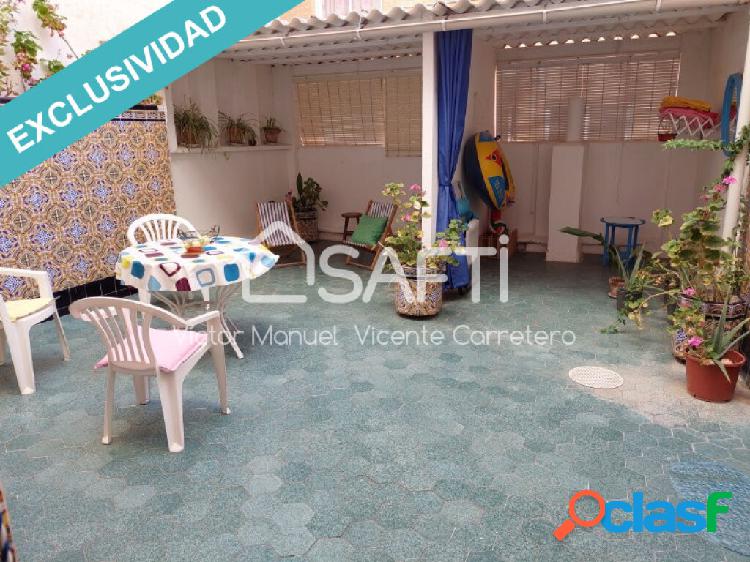Piso con 2 terrazas a 80 m. del paseo marítimo