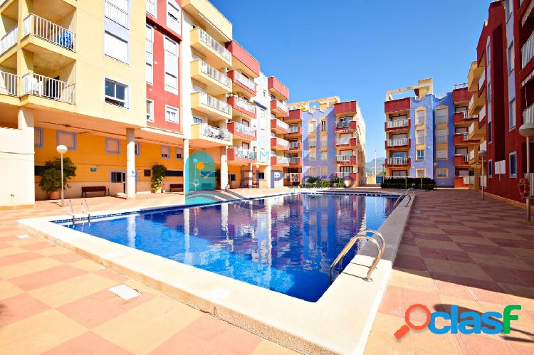 APARTAMENTO CON TERRAZA Y PISCINA COMUNITARIA - REF 1509