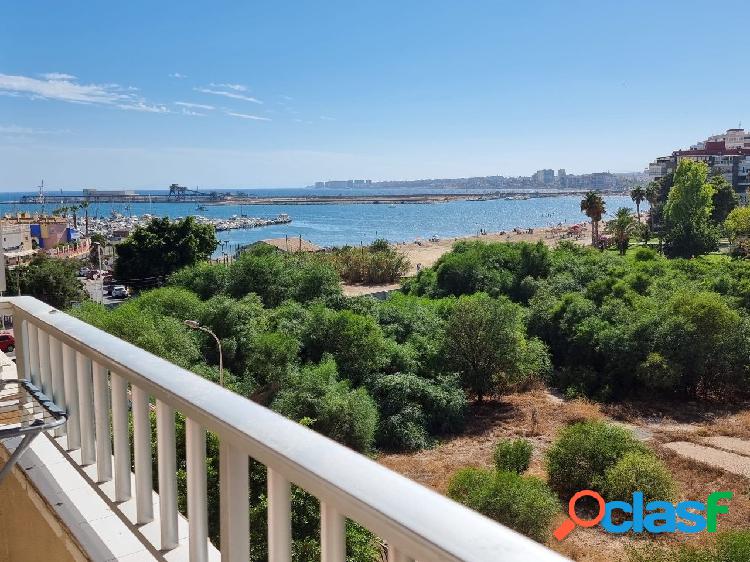 APARTAMENTO CON VISTAS al MAR !!!