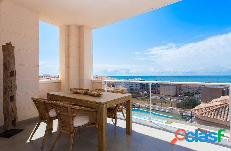 APARTAMENTO EN URBANIZACI\xc3\x93N PRIVADA CON VISTAS AL MAR